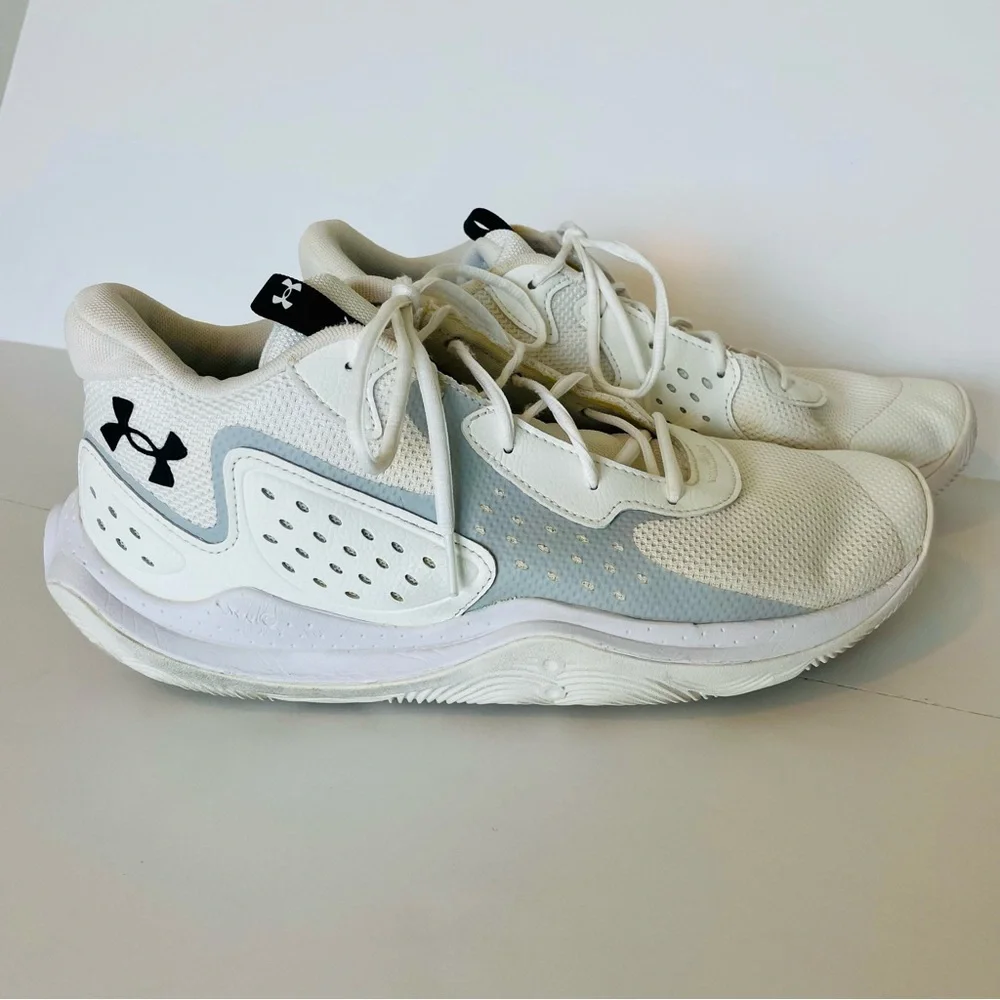 Men’s Under Armour UA Jet ‘23 White and Gray Shoes | Size 13